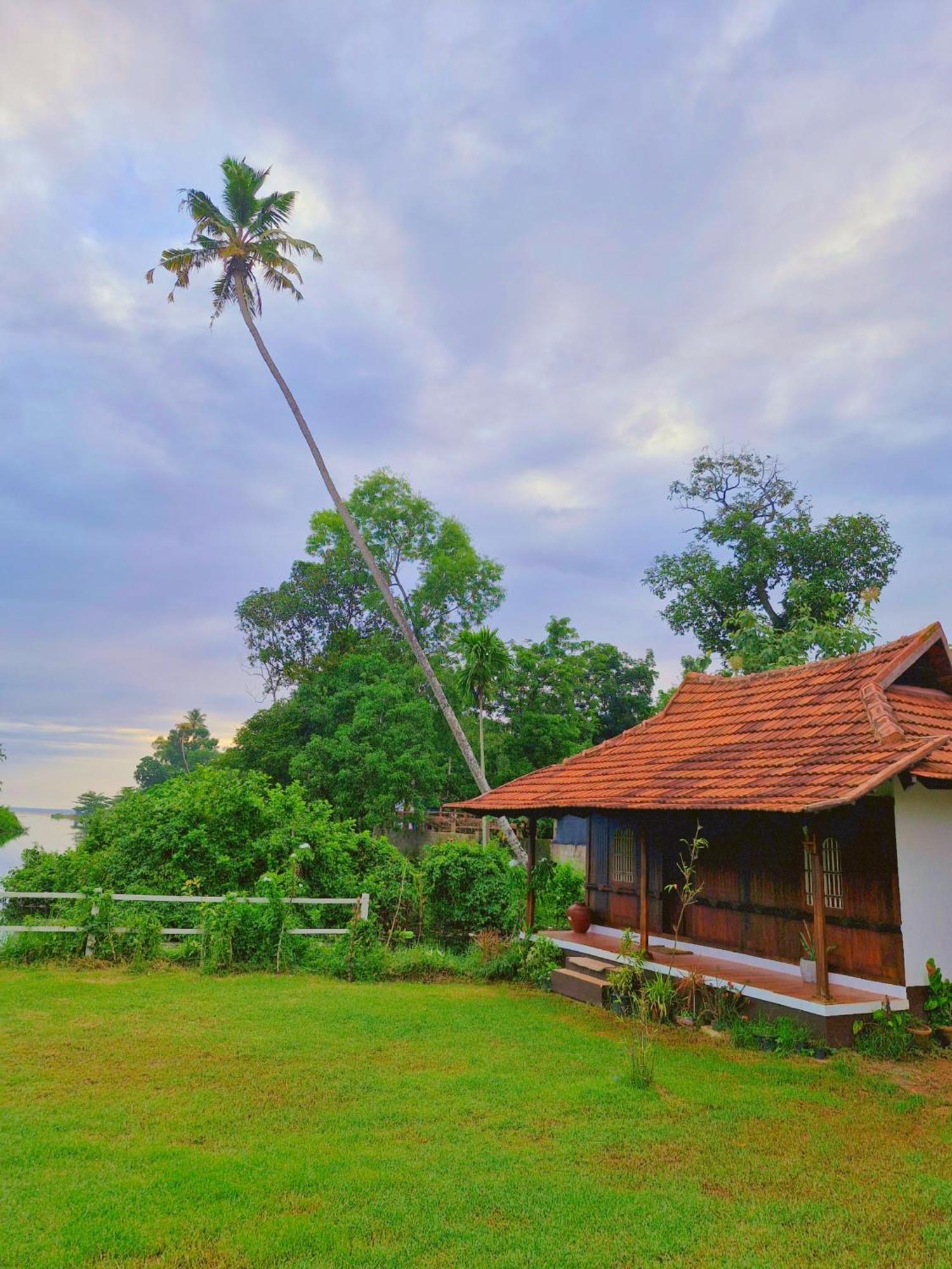 Gypsea Marari Bed & Breakfast Alappuzha Екстериор снимка