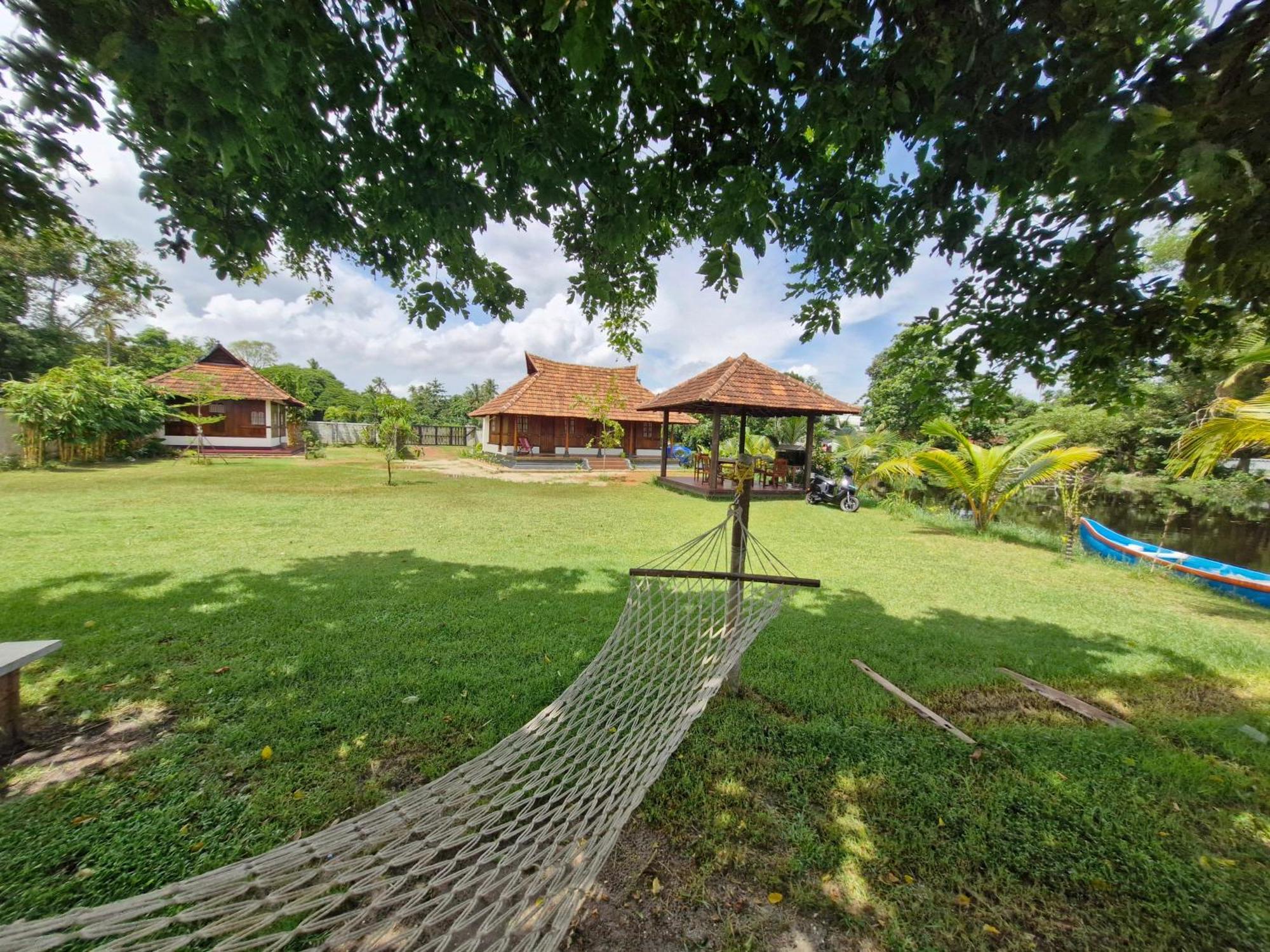 Gypsea Marari Bed & Breakfast Alappuzha Екстериор снимка